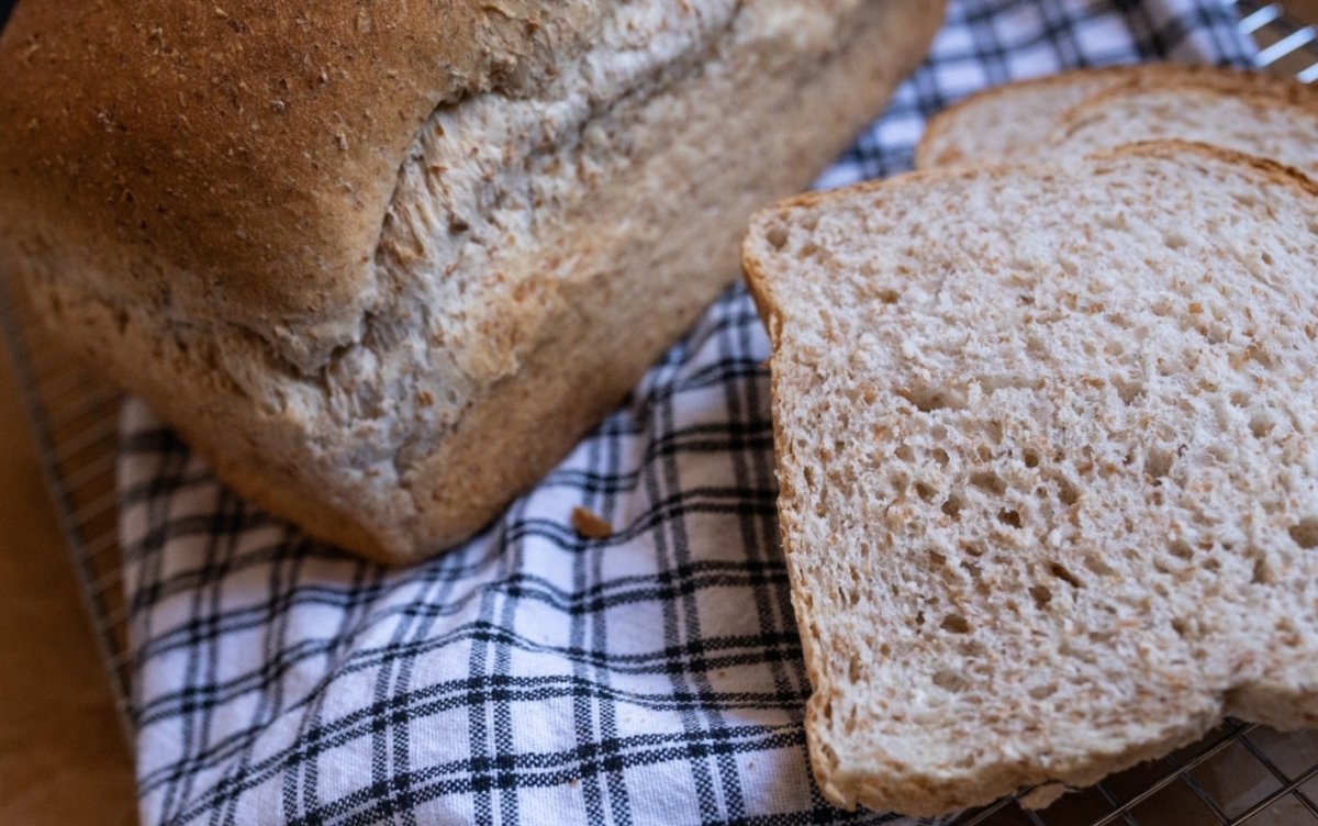 Whole Wheat Bread - Oonnie - Bon Ton Bakery