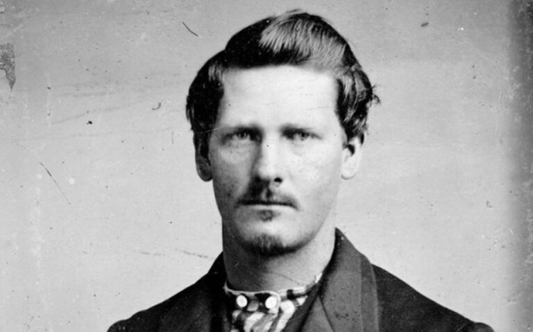 Wyatt Earp Wife History: The Women He Loved, Married And Lived With